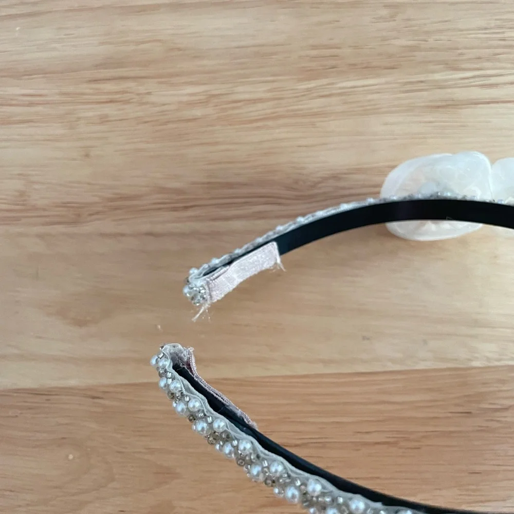 Girl Toddler Princess White Flower Black Base Headband Wedding Bridal Hair - Picture 5 of 5